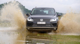 Đ&aacute;nh gi&aacute; xe Volkswagen Touareg: SUV đậm chất Đức gi&aacute; hơn 2,6 tỷ đồng