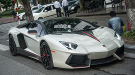 Lamborghini Aventador Roadster phong c&aacute;ch Pirelli Edition tại H&agrave; Nội