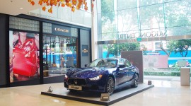 Thoải mái ngắm “xế sang” Maserati Ghibli giữa Sài Gòn