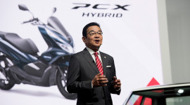 CEO Takahiro Hachigo: Honda sẽ hiện thực hóa niềm vui cầm lái xe điện