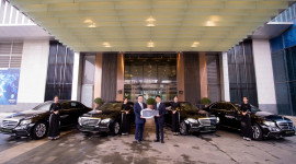 Bàn giao 4 xe Mercedes E-Class thế hệ mới cho khách sạn 5 sao tại Hà Nội