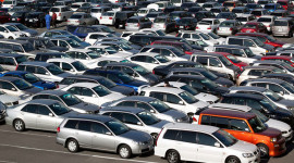 Hủy đơn hàng, ôtô nhập khẩu bất ngờ tăng giá mạnh
