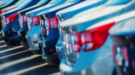 Thị trường ôtô 2017: Giá xe giảm mạnh, không “kéo” nổi doanh số