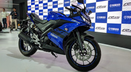 Yamaha YZF-R15 V3.0 thêm hai màu mới