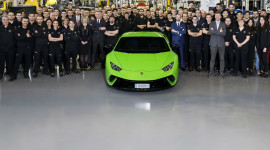 Lamborghini xuất xưởng chiếc Huracan thứ 10.000