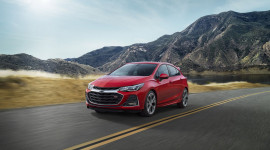 Chevrolet Cruze 2019: Thay đổi đáng giá