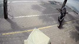 Video: Honda LEAD 125 không người lái lao vun vút trên đường