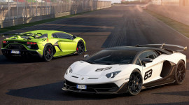 Siêu phẩm Lamborghini Aventador SVJ giá 517.700 USD ra mắt