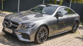 Mercedes-AMG E53 4Matic+ chốt giá từ 178.100 USD tại ĐNÁ
