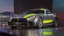Mercedes-AMG GT 2020 chính thức ra mắt, cạnh tranh Porsche 911