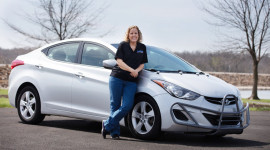 Người phụ nữ lái Hyundai Elantra chạy được 1,6 triệu km trong 5 năm