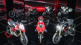 Ducati công bố giá bán loạt xe PKL đời 2019 từ 14.000 USD