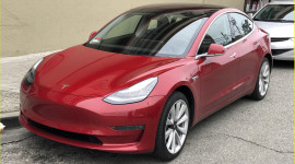 Xe điện Tesla Model 3 có giá chỉ 35.000 USD