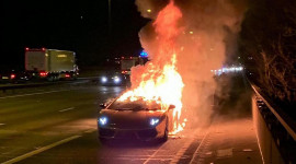 ‘Siêu bò’ Lamborghini Gallardo bốc cháy dữ dội sau khi đi bảo dưỡng