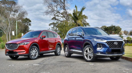 So sánh nhanh Mazda CX-8 và Hyundai Santa Fe 2019