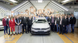 Volkswagen xuất xưởng chiếc Passat thứ 30 triệu