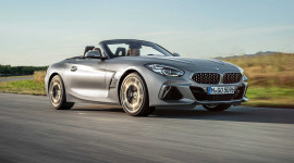 Trang bị đủ option, BMW Z4 2019 c&oacute; gi&aacute; l&ecirc;n tới 74.745 USD