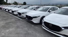 Sau CX-8, người ti&ecirc;u d&ugrave;ng Việt đang chờ đợi Mazda3 2019