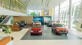 Cận cảnh showroom BMW theo tiêu chuẩn 4S toàn cầu