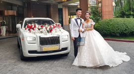 Rolls-Royce Ghost l&agrave;m xe hoa trong đ&aacute;m cưới giảng vi&ecirc;n &#039;hot girl&#039;