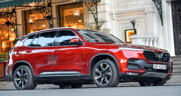 Vinfast Lux tiếp tục tăng gi&aacute; b&aacute;n, Lux SA2.0 cao nhất 1,814 tỷ