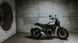 Ducati Scrambler Icon Dark 2020 giá "mềm" ra mắt