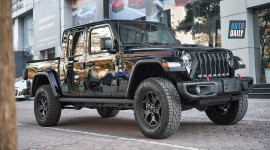 Ảnh chi tiết Jeep Gladiator 2020 gi&aacute; hơn 3,7 tỷ đồng tại Việt Nam