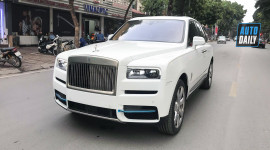 Rolls-Royce Cullinan 2020 chính hãng về Việt Nam, giá hơn 32 tỷ