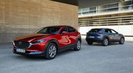 Mazda3 v&agrave; CX-30 th&ecirc;m động cơ xăng 2.0L mạnh mẽ hơn