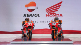 Honda c&ocirc;ng bố đội đua MotoGP 2020: Anh em nh&agrave; Marquez song s&aacute;t