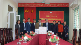 Honda Việt Nam tặng thiết bị y tế phòng dịch Covid-19 cho Vĩnh Phúc