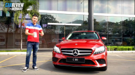 Đánh giá Mercedes-Benz C180 giá 1,399 tỷ đồng tại Việt Nam