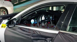 R&ograve; rỉ ảnh nội thất Hyundai Elantra 2021 với bảng đồng hồ kỹ thuật số mới
