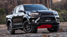 Toyota Hilux bản hiệu suất cao sắp ra mắt, quyết đấu Ranger Raptor