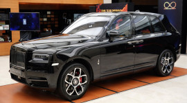 Rolls-Royce Cullinan Black Badge ra mắt tại Thái Lan, rẻ hơn Việt Nam 9 tỷ