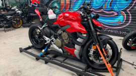 Ducati Streetfighter V4 2020 đầu tiên về Việt Nam