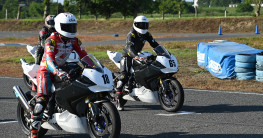 C&aacute;c tay đua Honda Racing Vietnam h&agrave;o hứng tập luyện tại trường đua Nhật Bản