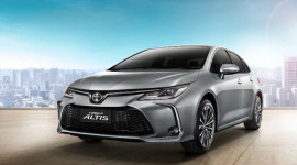 Toyota Corolla Altis 2023 ra mắt tại Thái Lan với nhiều nâng cấp, đấu Honda Civic