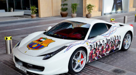 Fan Barcelona "độ" Ferrari 458 Italia
