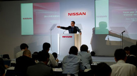 Nissan muốn “vương miện” của Toyota