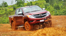 Mazda BT-50 2012 – Bán tải đa năng cho thị trường Việt