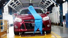 Ford Focus hoàn toàn mới đầu tiên xuất xưởng tại VN