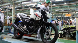 Honda lại rục rịch ra mắt mô-tô thể thao giá rẻ