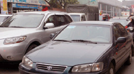 Tăng phí, ôtô đăng ký mới ở Thủ đô giảm kỷ lục