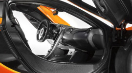 Lộ ảnh nội thất của siêu phẩm McLaren P1