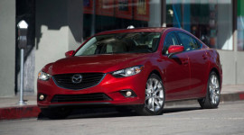 Mazda sẽ sản xuất 1 triệu động cơ Skyactiv từ năm 2014