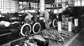Ford và 100 năm phát triển dây chuyền lắp ráp di động (1)