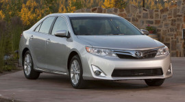 Toyota bán gần 50.000 xe Camry trong tháng 5