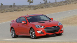 Hyundai Genesis Coupe 2015 bỏ động cơ tăng áp 4 xy-lanh