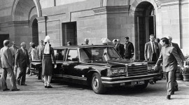 Đấu giá chiếc limousine từng qua tay 2 đời tổng thống Nga